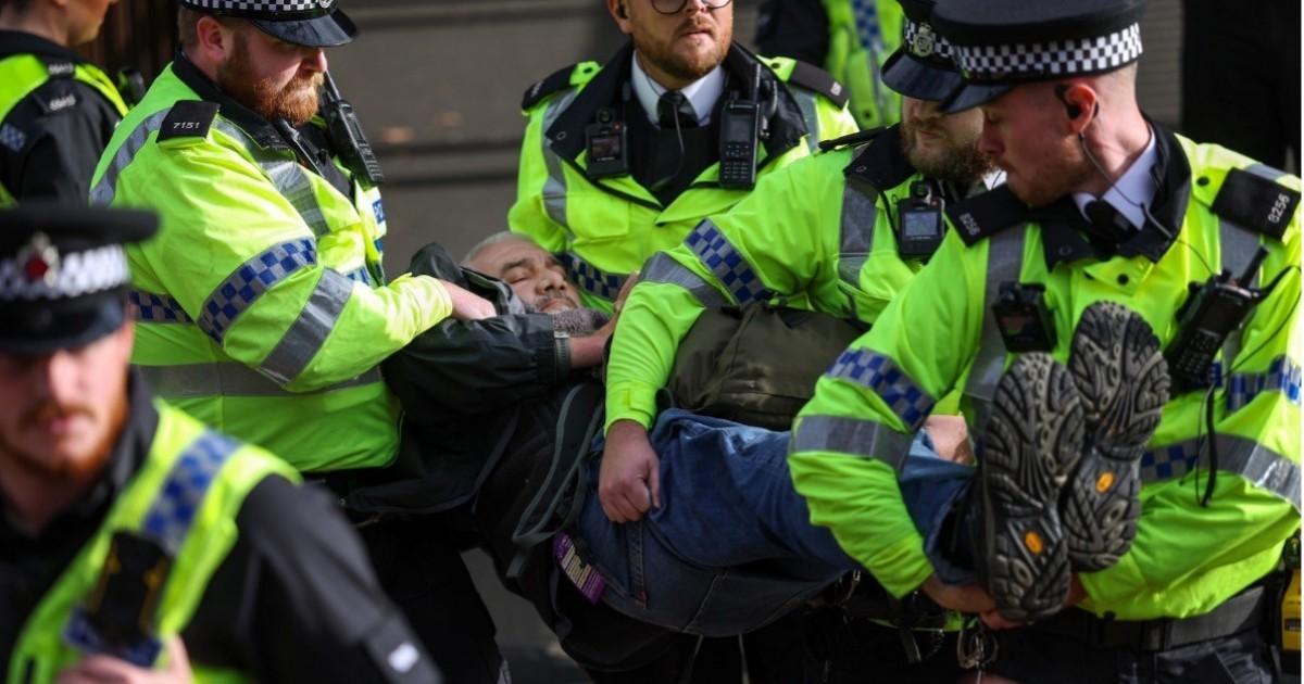 Qesser Zuhrah Arrested in Dawn Raid After 73-Day Hunger Strike