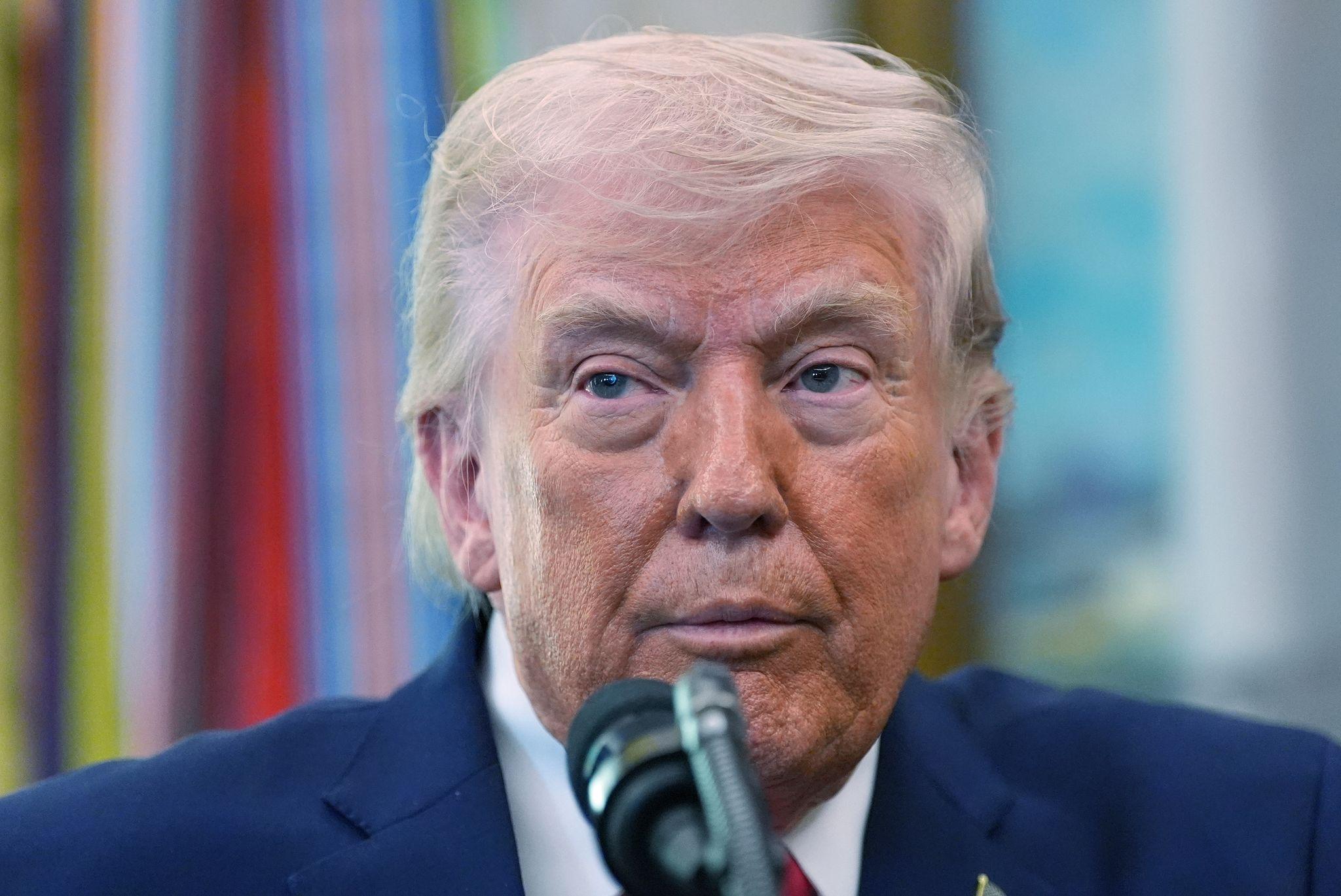 Raskin says DOJ files show prosecutors weighed Trump retention of classified material after first term.