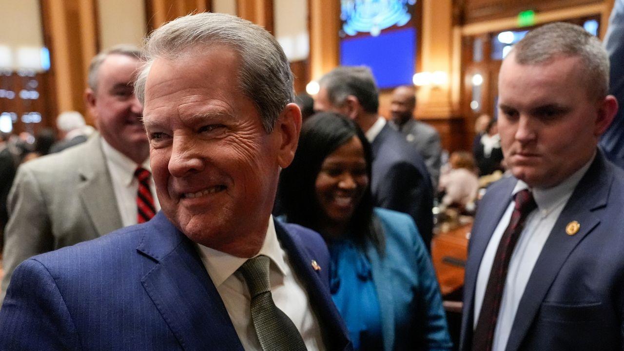 Kay Ivey Calls Alabama Special Session After Supreme Court Strikes Louisiana Voting District