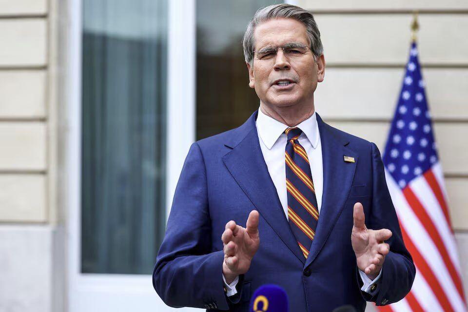 Iran Retaliates on Energy and Trade as US-Israeli Bombing Devastates Cities