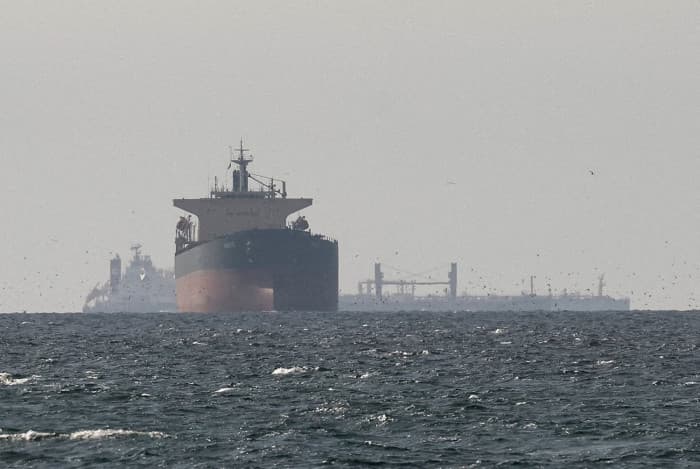 Trump Administration Temporarily Lifts Sanctions on Iranian Oil at Sea