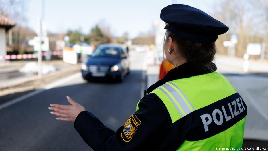 Bavaria police arrest two men suspected of spying