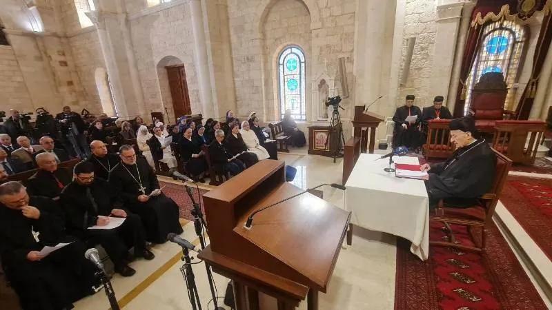 Joseph Aoun Pushes Hezbollah Disarmament as Naim Qassem Backs US-Iran Ceasefire Deal