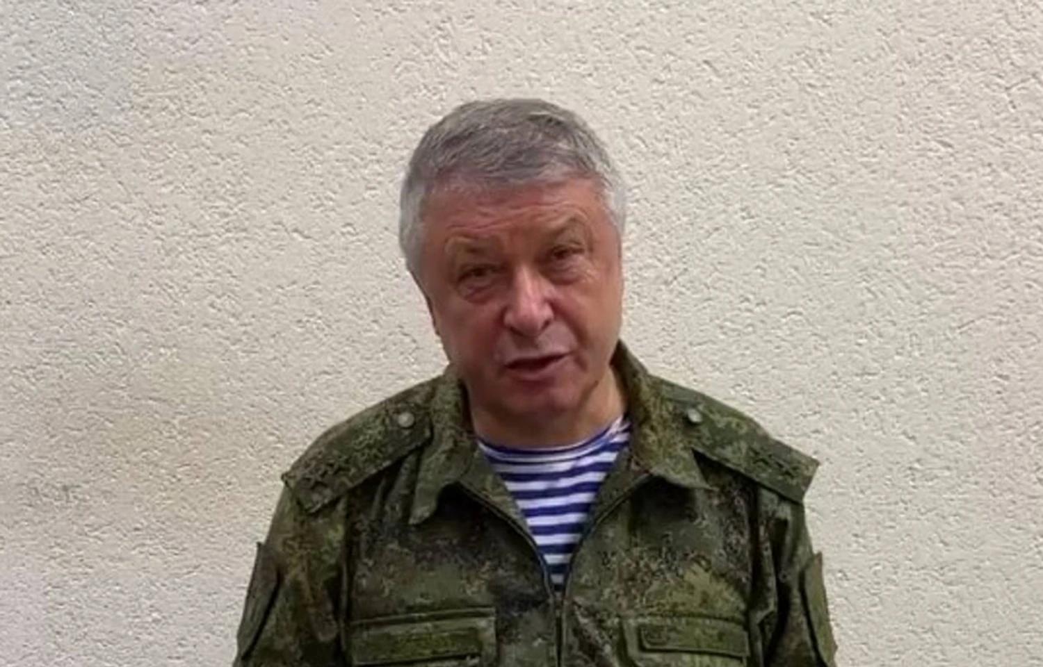 Gunman Shoots Senior Russian General Vladimir Alexeyev Outside His Moscow Home