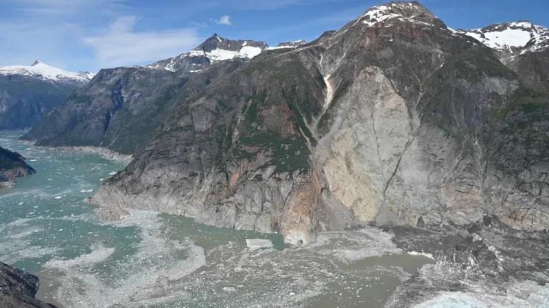 Mega Tsunami Hits Tracy Arm Fjord After Rockslide Collapses South Sawyer Glacier in Alaska