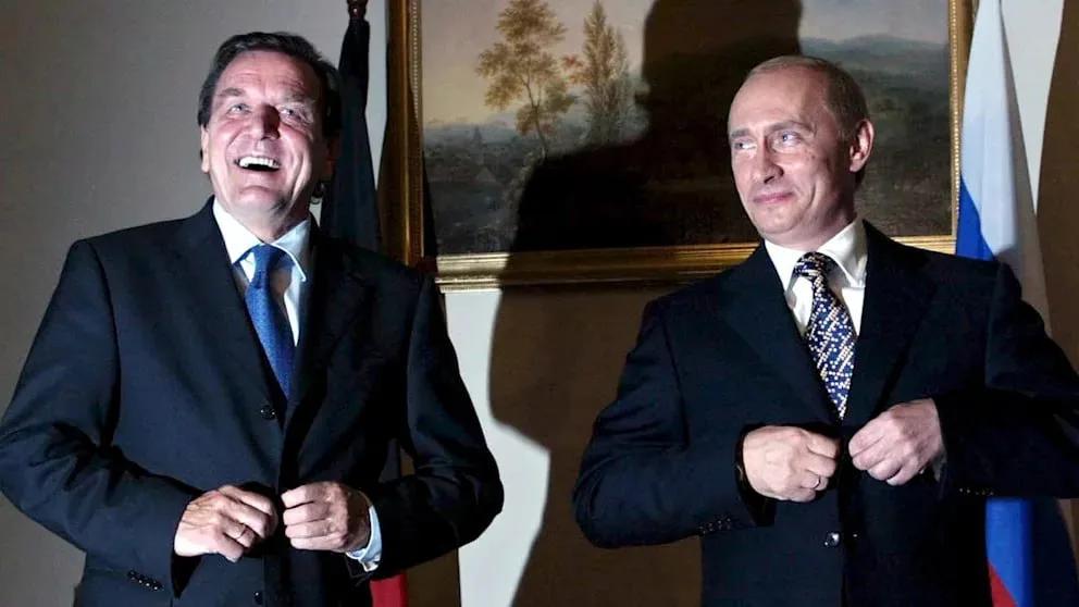 Putin Proposes Gerhard Schröder as Ukraine Mediator, Berlin Calls It Bogus Offers