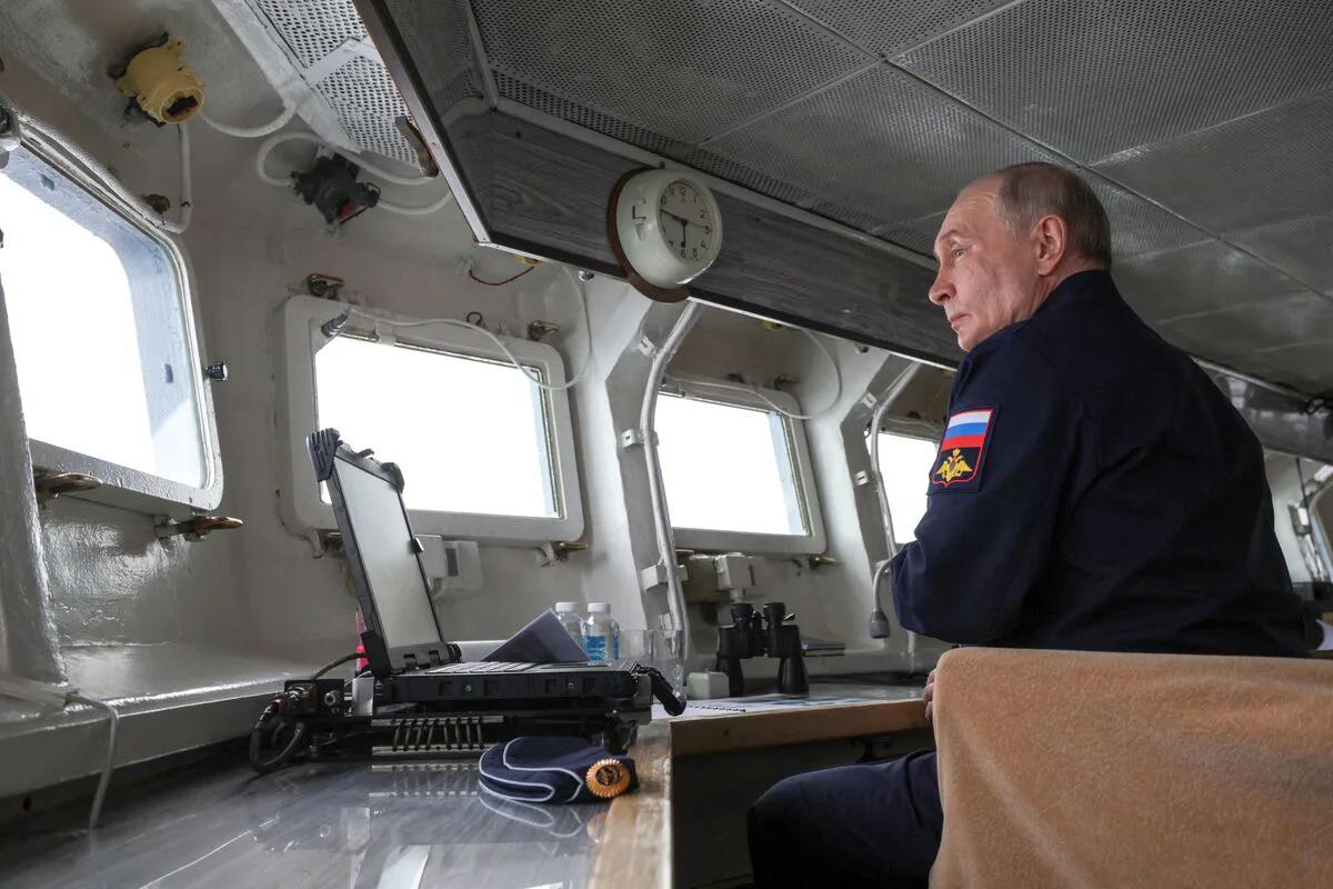 Putin Visits Japan-Claimed Iturup, Triggering Japan Protests Over Kuril Dispute