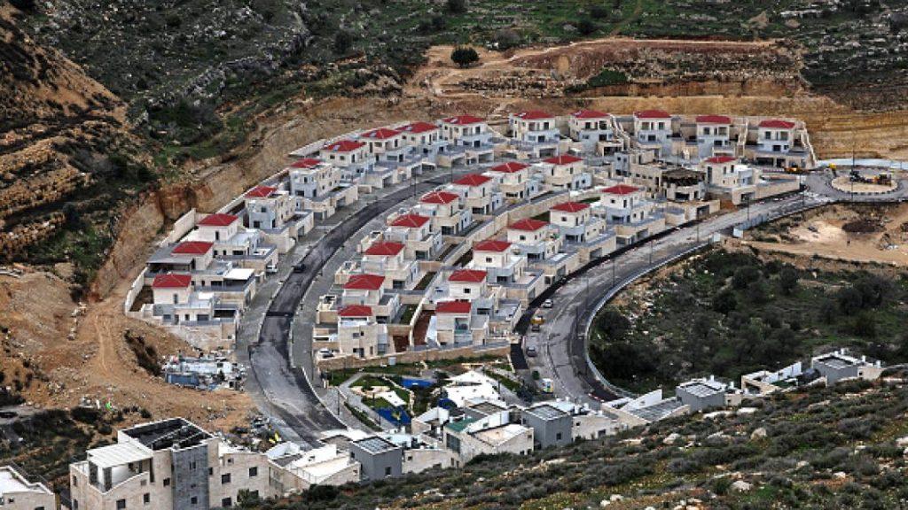 Masked Israeli Settlers Attack NBC News Crew, Injure Palestinian Woman in Jalud Near Nablus