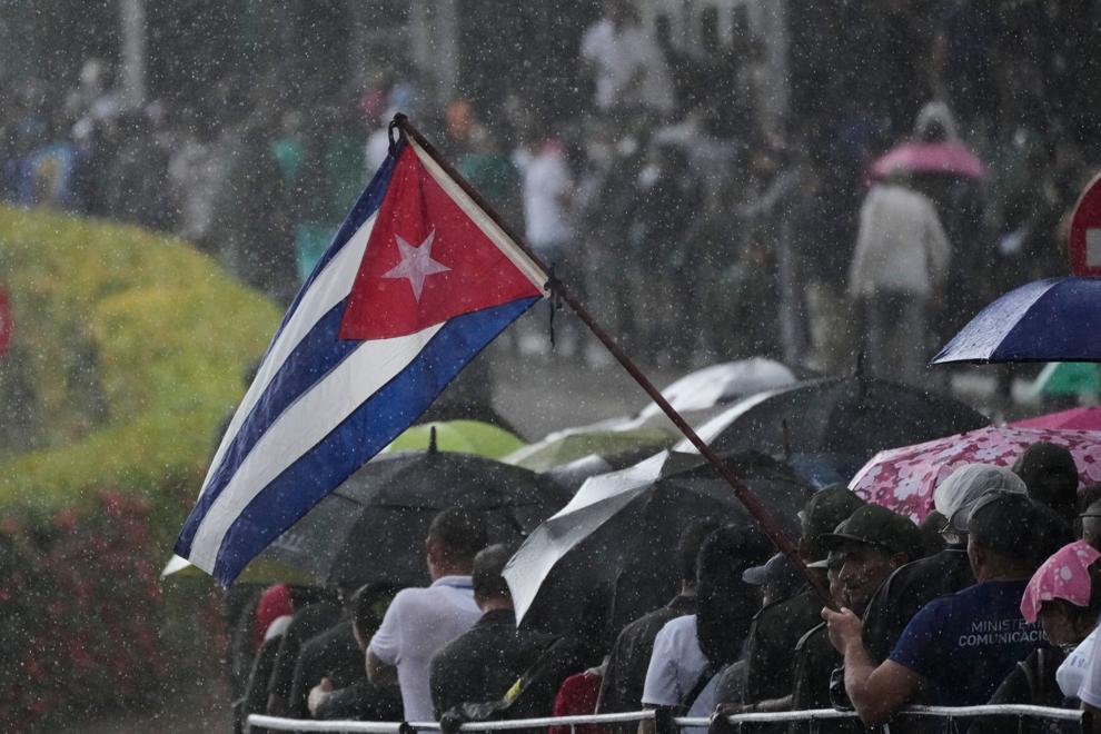 Cubans Rally in Havana to Denounce U.S. Raid That Killed 32 Cuban Officers and Demand Release of Nicolás Maduro