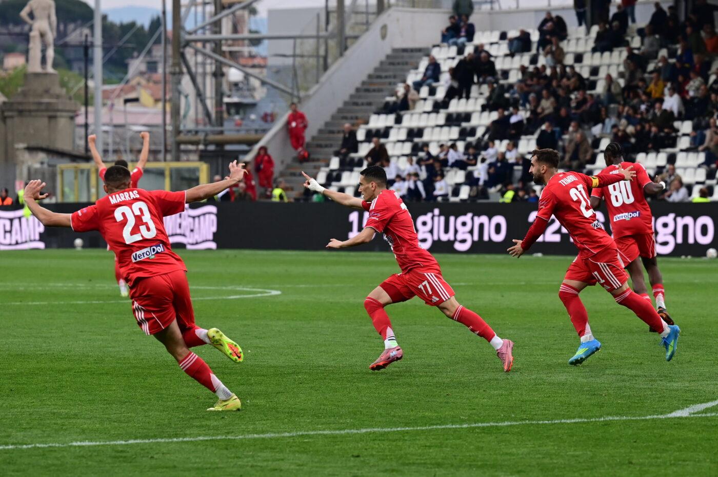 Mantova Defeats Spezia 2-0, Deepening Relegation Crisis in Serie B