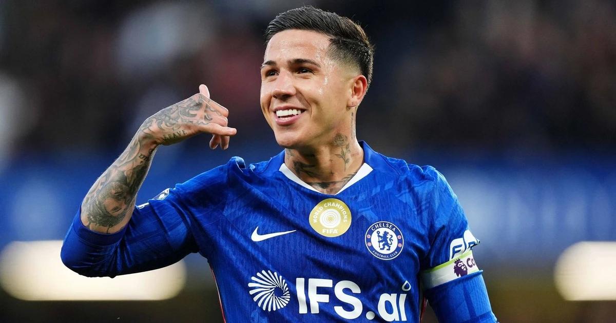 Manchester City Open Talks With Chelsea To Sign Enzo Fernandez For £120m