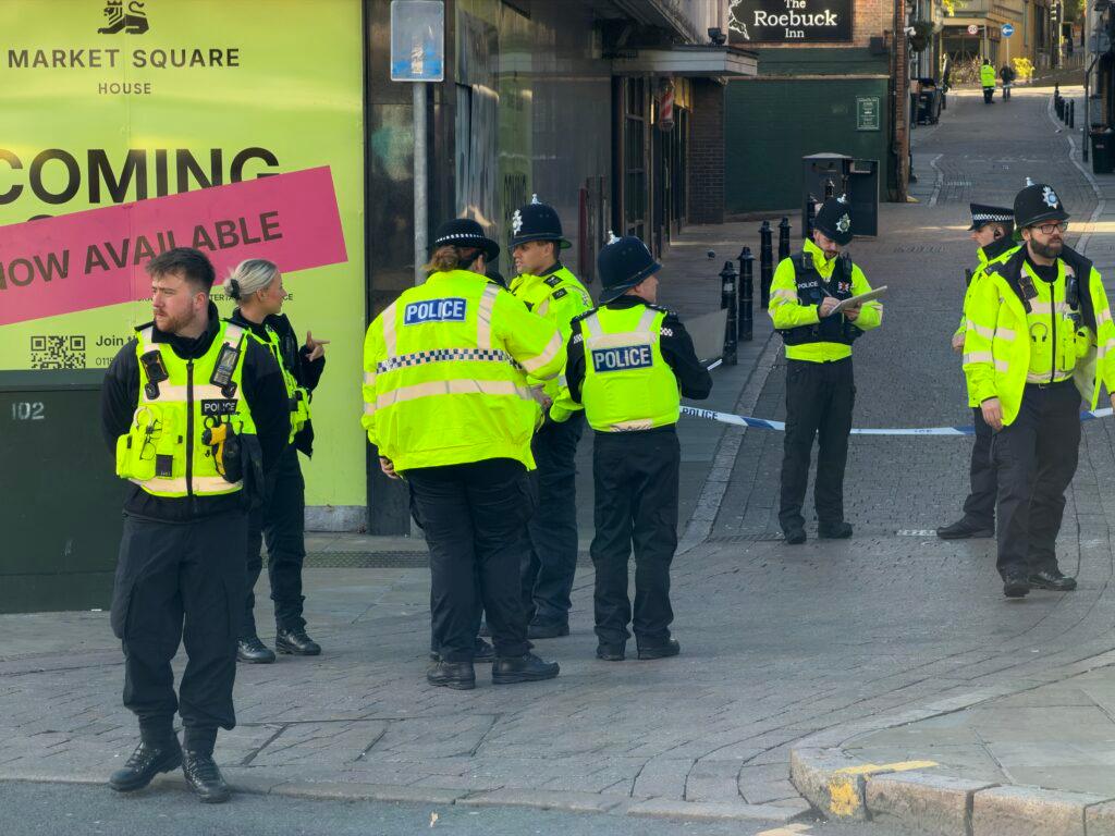 Nottinghamshire Police Officer Shot in Foot After Approaching Two Suspects on Angel Row