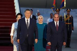 Xi Jinping Urges Middle Eastern Nations to Reject External Interference, Back New Security Architecture in Egypt