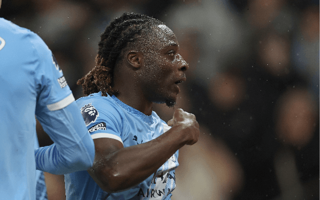 Manchester City Crushes Liverpool 3-0 to Cut Arsenal’s Premier League Lead to Four Points