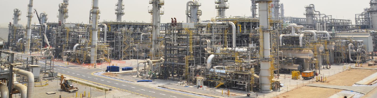 U.S. Lifts Iran Oil Sanctions Immediately After Ceasefire Deal Signing