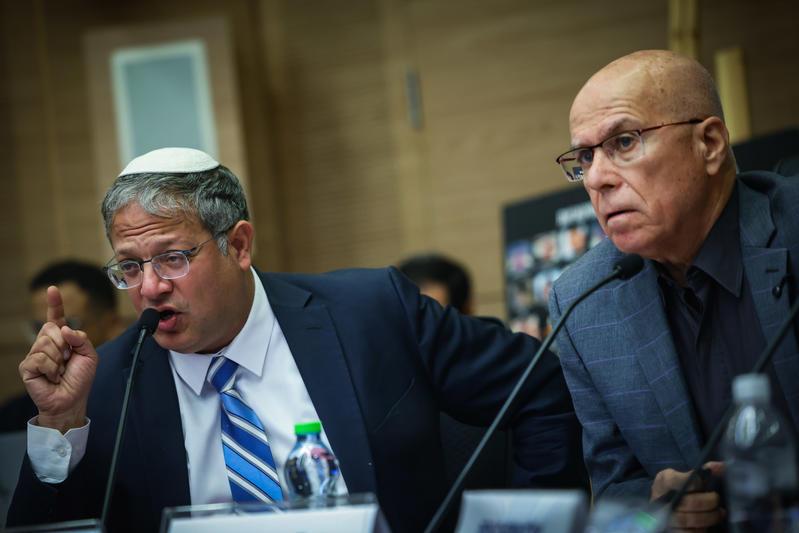 Türkiye Hosts Hamas Delegation to Enforce Gaza Ceasefire Amid Israeli Violations