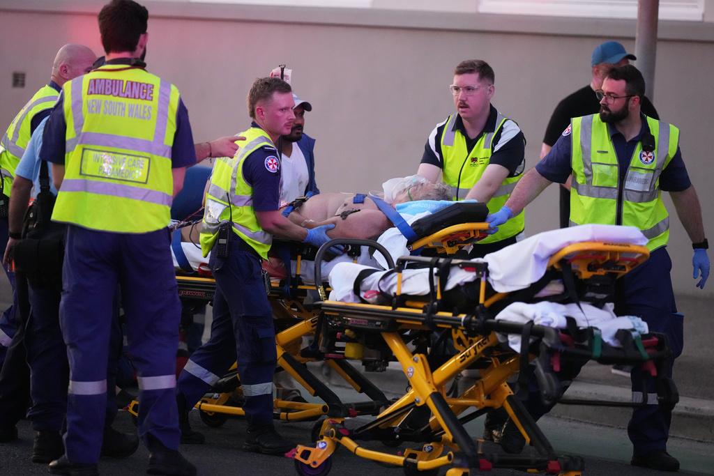 Australian Prime Minister Anthony Albanese Orders Urgent Review of Police and Intelligence After Bondi Antisemitic Massacre