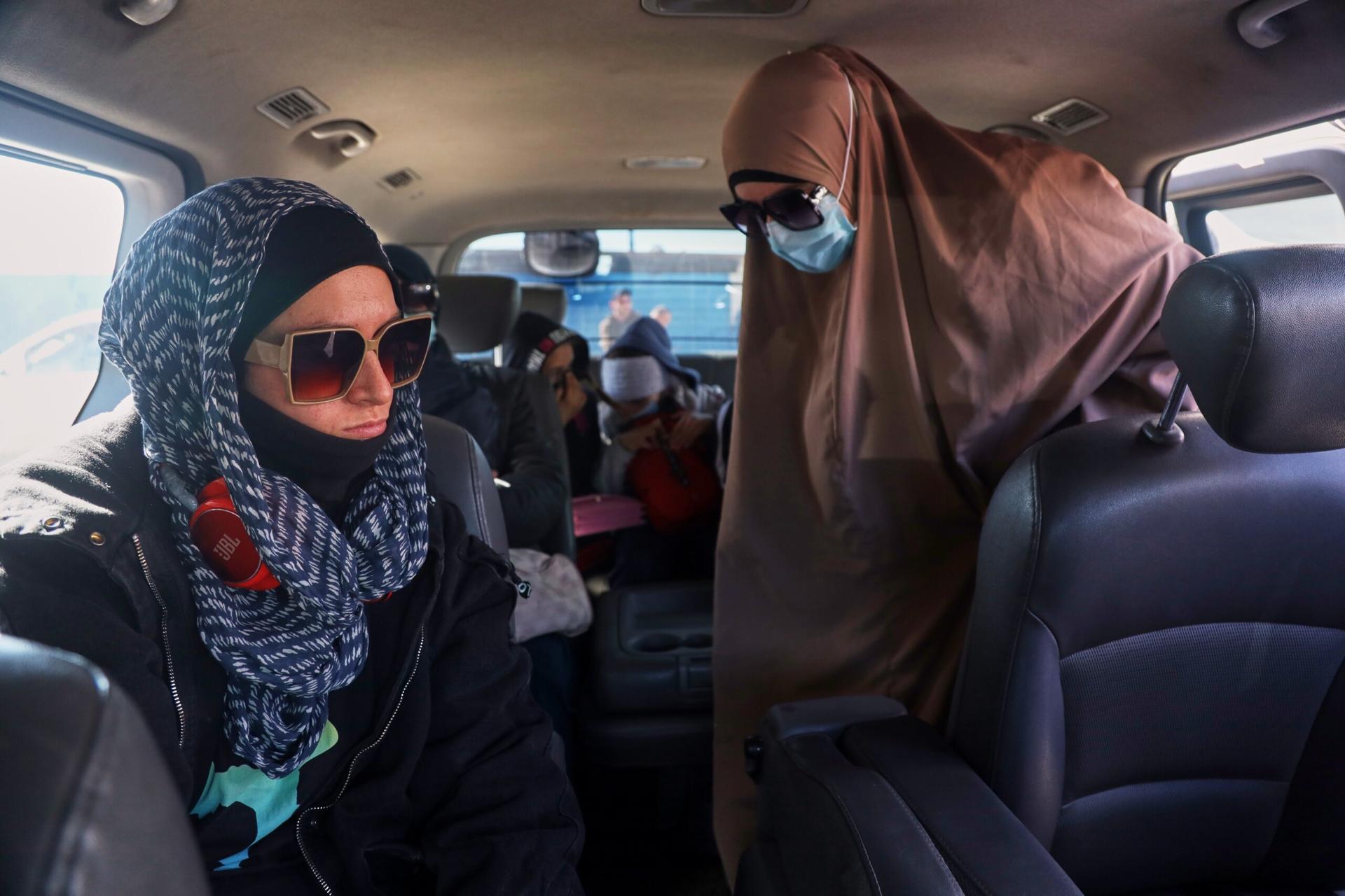 Australian PM Albanese Refuses to Repatriate 34 Women and Children Linked to IS — Reports Conflict on Whether They Left or Were Sent Back to Roj Camp