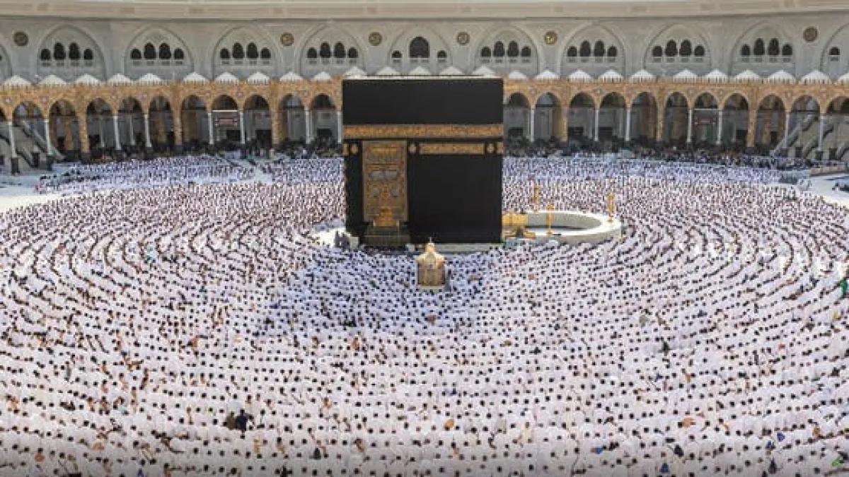 Saudi Arabia Restricts Mecca Entry To Permit Holders From April 13, 2026