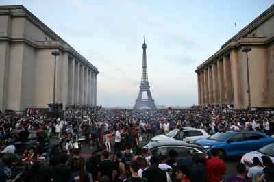 France Police Detain Hundreds After PSG Champions League Win Against Arsenal in Budapest