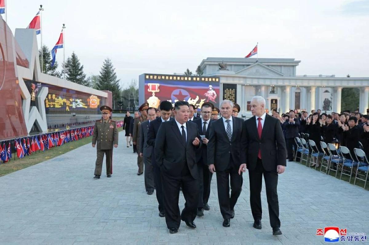 Kim Jong Un Opens Pyongyang Memorial Honoring North Korean Soldiers Killed Fighting With Russia in Ukraine