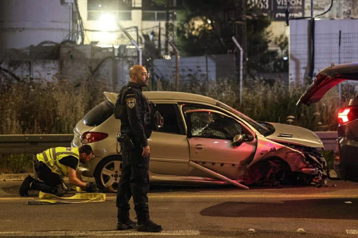 Israeli Forces Kill Palestinian Man Near Jerusalem Barrier and at Gush Etzion Junction
