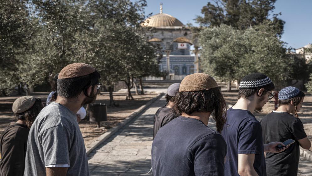 Hundreds of Israeli Settlers Storm Al-Aqsa Mosque in Jerusalem Under Israeli Police Protection