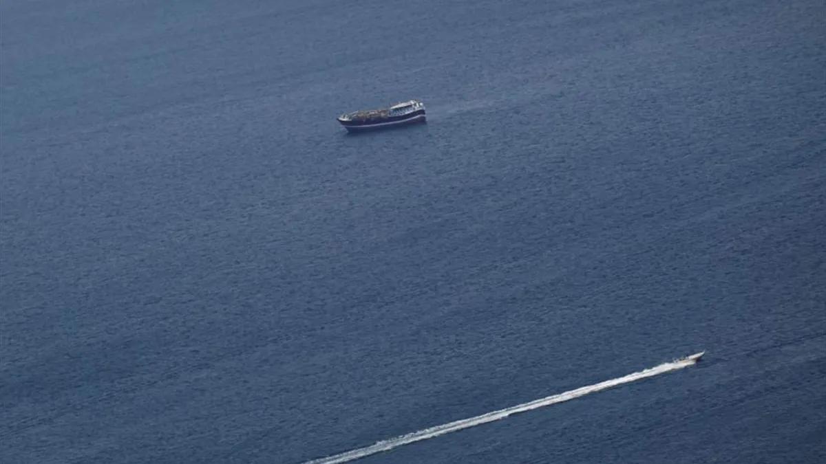 Iran Closes Strait of Hormuz Again, Iranian Gunboats Fire on Tanker and Container Ship