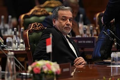 Image from Arab Times Kuwait News