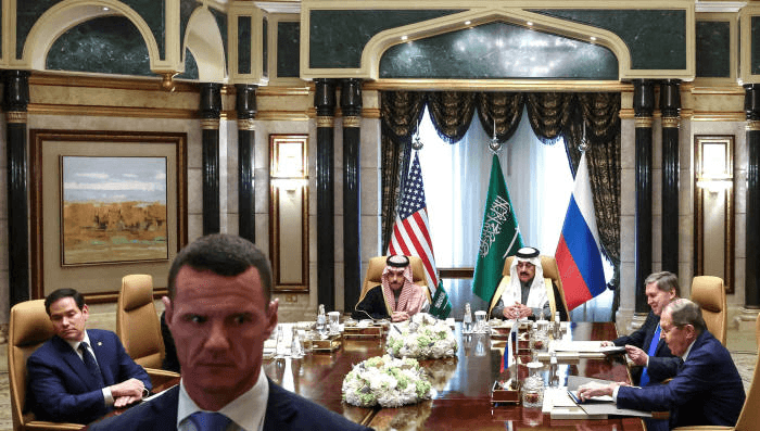 Ukraine, Russia and the U.S. Begin Rare Trilateral Peace Talks in Abu Dhabi