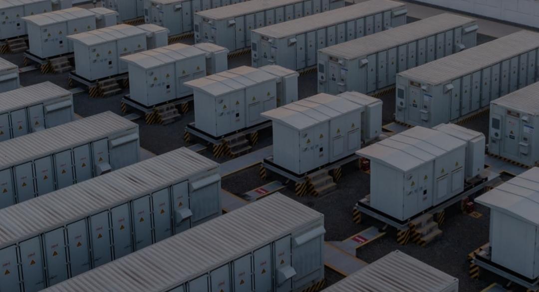 Middle East Renewable Energy Investment Surges 28% to $12.9B, Driven by AI