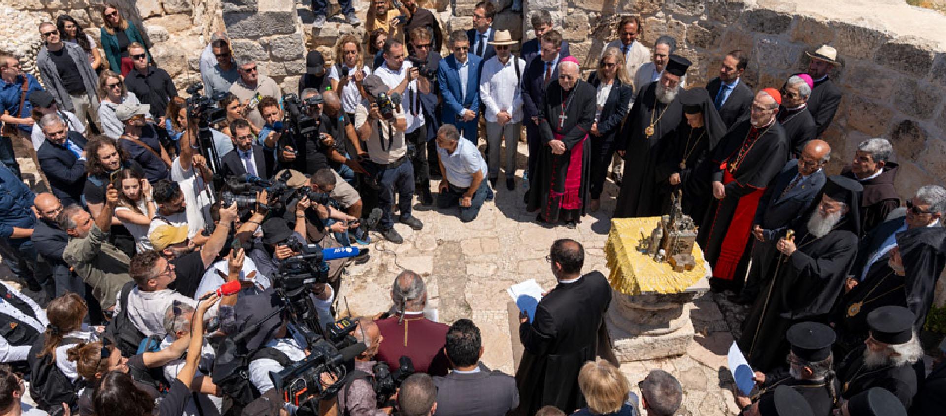 Israeli Colonists Attack Mikhmas Town Near Jerusalem, Church Leaders Denounce Settler Violence in Taybeh