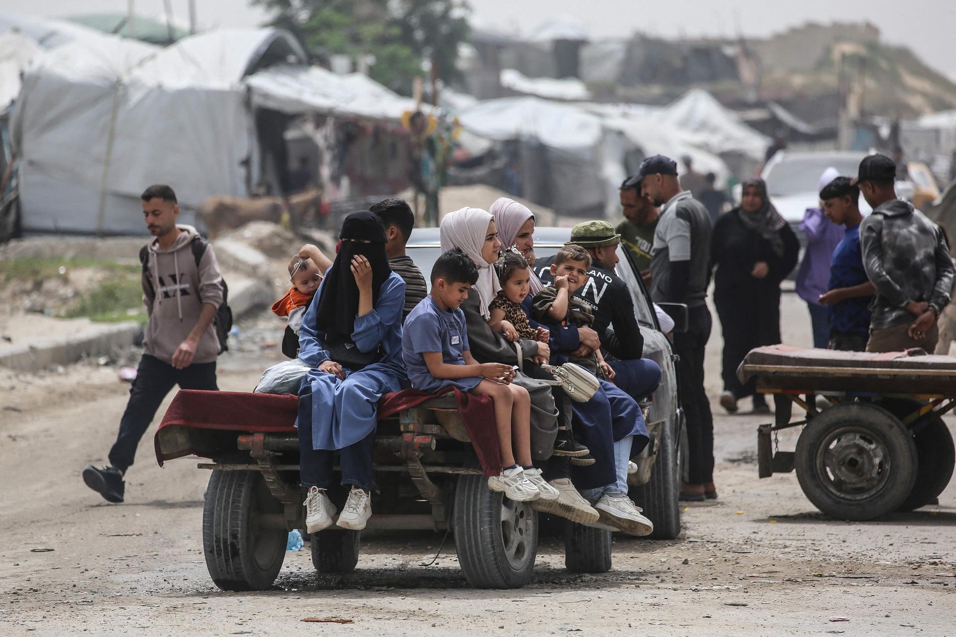 Image from Al-Imarat al-Yawm