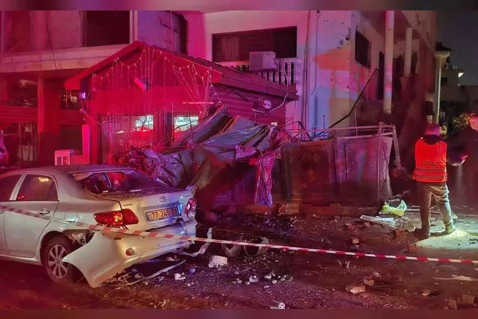 Iran Attacks Israel with Missiles, Kills Two Near Tel Aviv, Vows Revenge