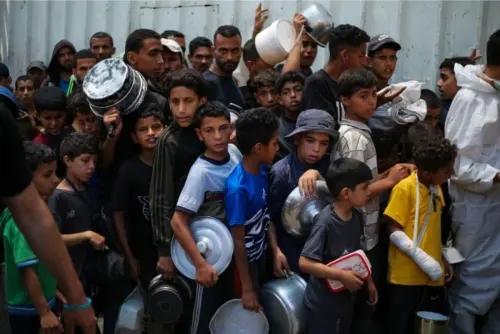 Israel-Hamas Ceasefire Allows Gaza Children to Return to Makeshift Tent Classrooms