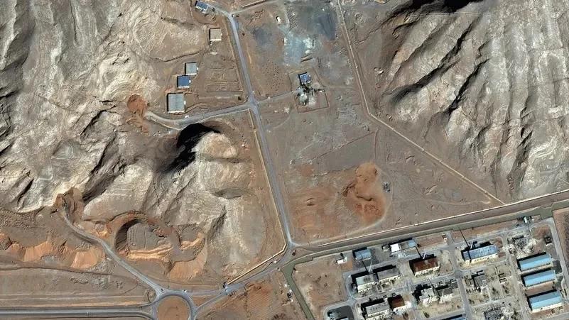 US-Israeli Strikes Devastate Iran's Isfahan, Kill 120 Iranians, Destroy Research