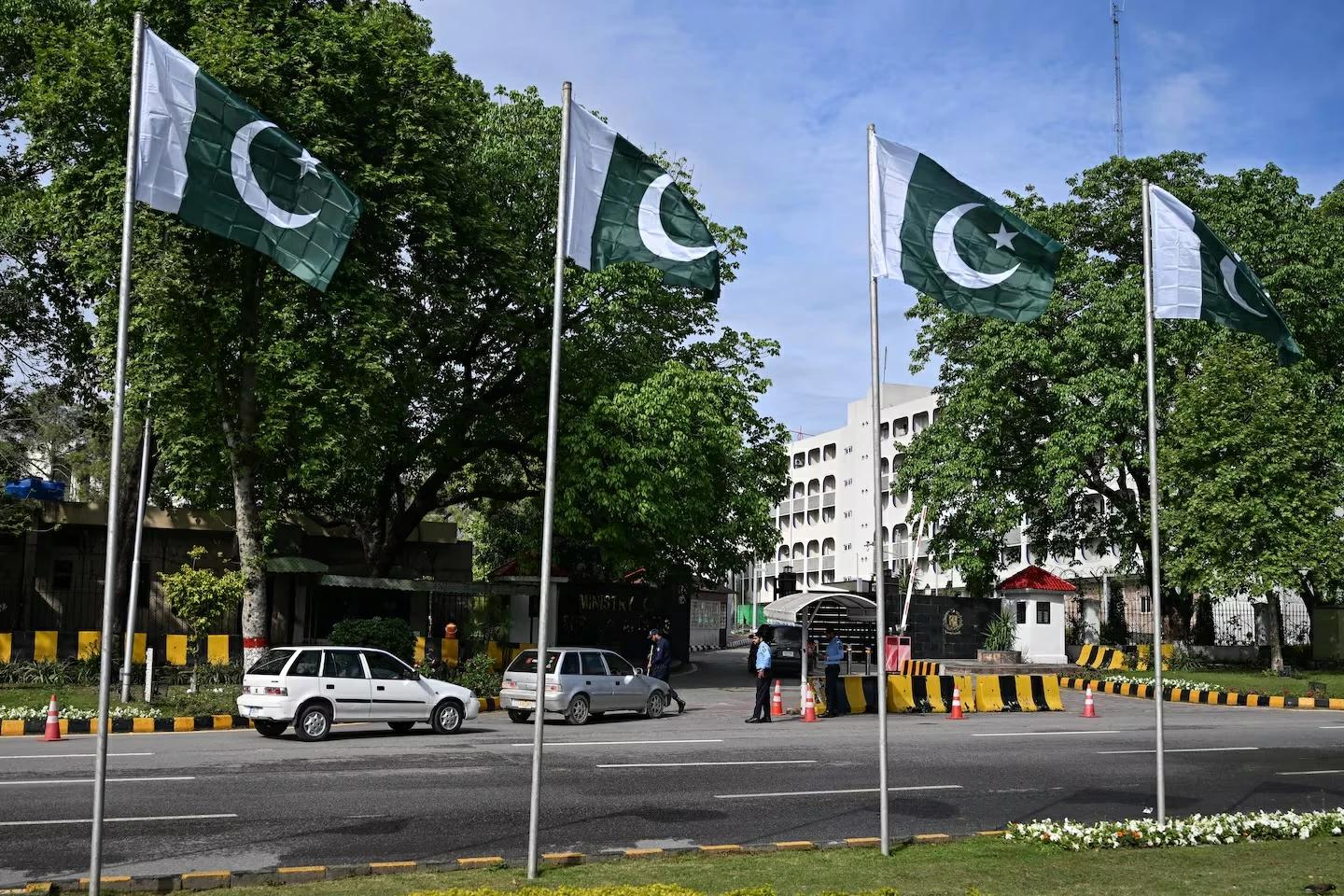 US And Iran Hold Historic Direct Peace Talks In Pakistan Mediated By Islamabad