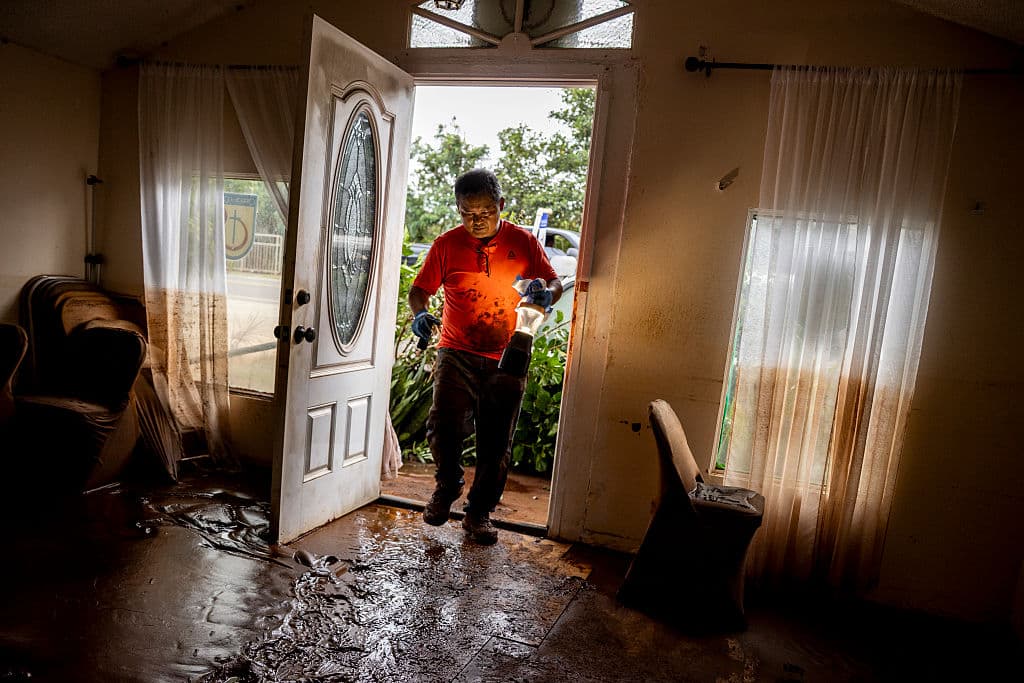 Floodwaters ravage Oahu's North Shore as residents return to damaged homes