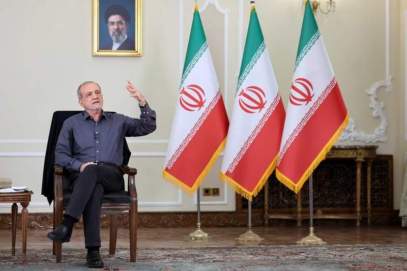 Masoud Pezeshkian Says Ayatollah Mojtaba Khamenei Urged Unity During Seven-Hour Meeting