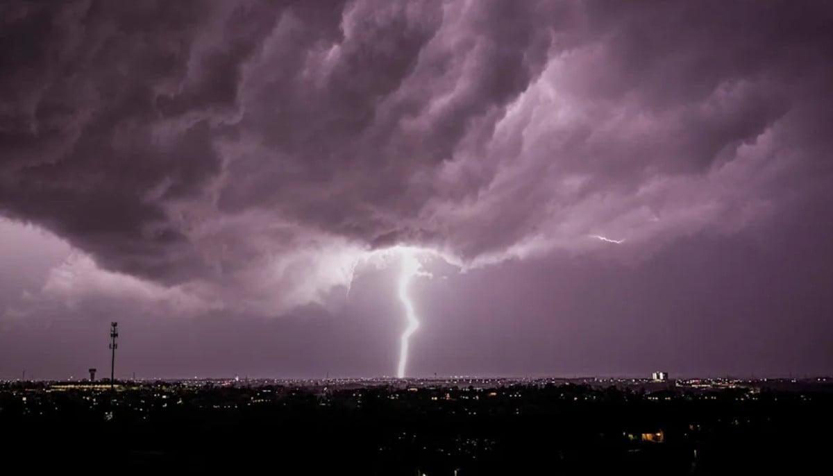 Image from The News International