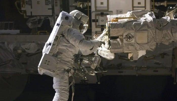 China Sends Pakistani Astronaut on Short-Term Space Station Mission Amid Moon Landing Push