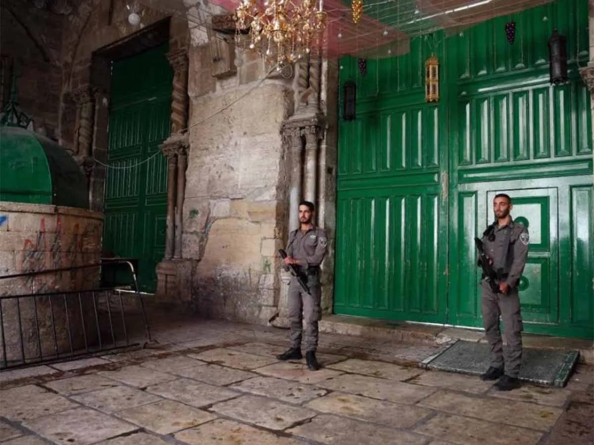 Israel Turns Jerusalem's Old City Into Military Barracks