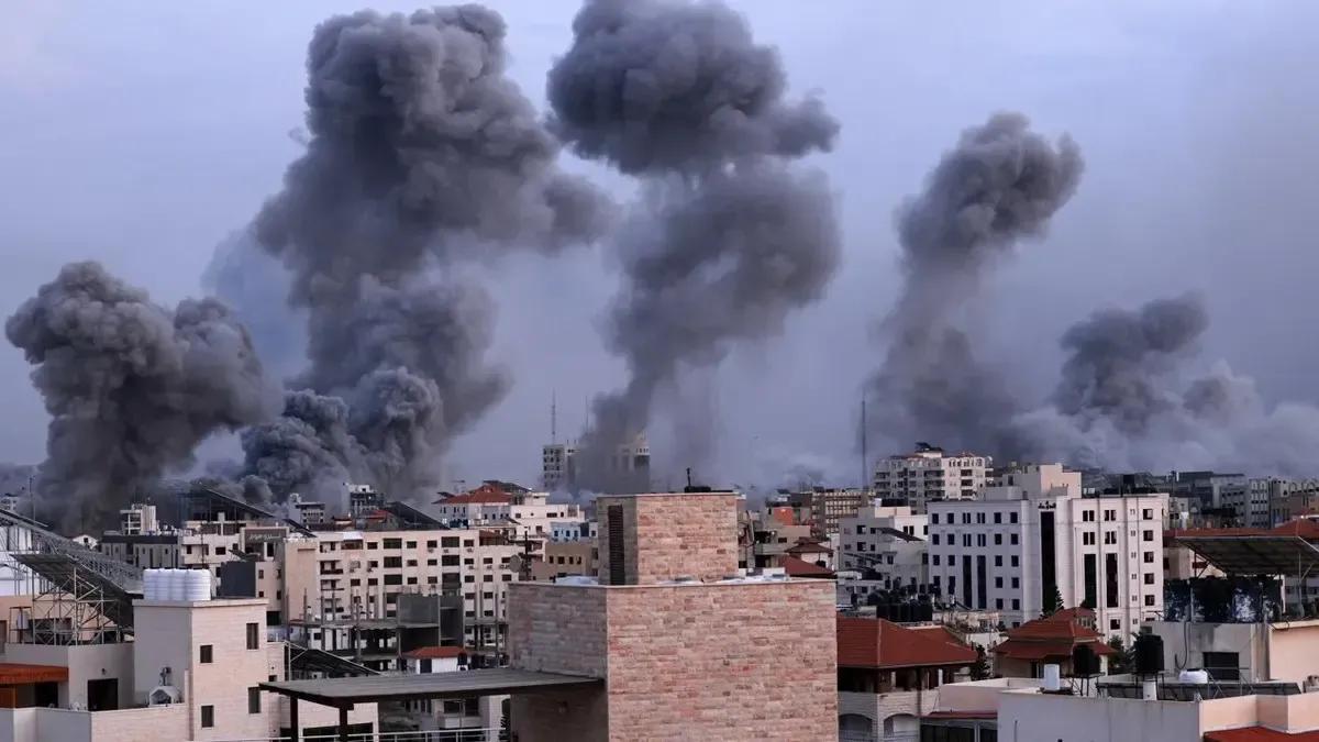 Israeli Airstrike Injures Five, Including Four Children, in Displaced Persons’ Tent in Khan Younis Al-Mawasi