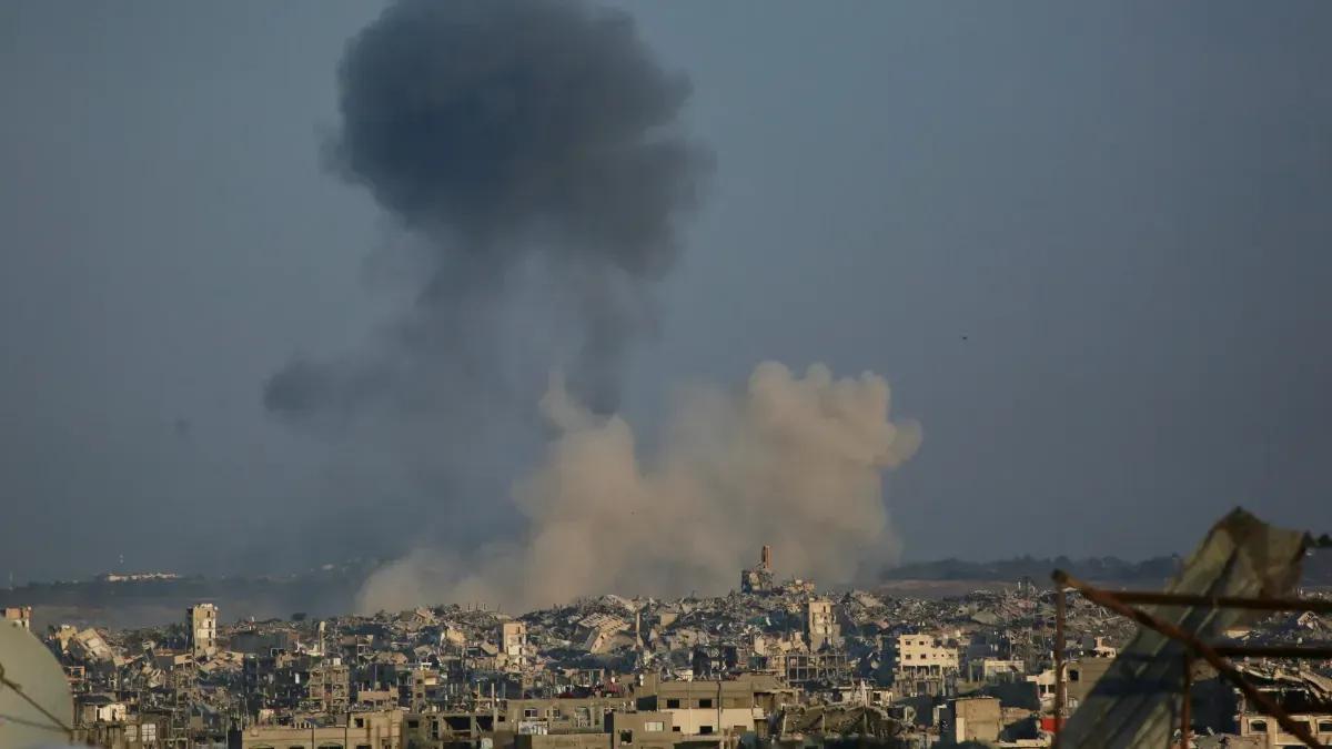 Israeli Attacks Kill Eight Palestinians, Injure 31 in Gaza Hospitals