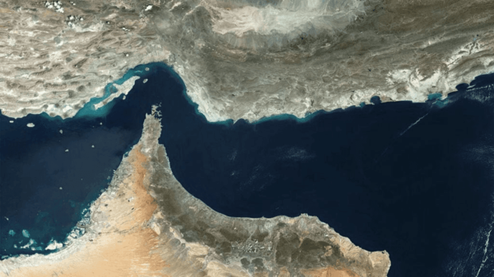 Iran Rejects Oman’s Strait of Hormuz Proposal, Warns Strait Stays Closed