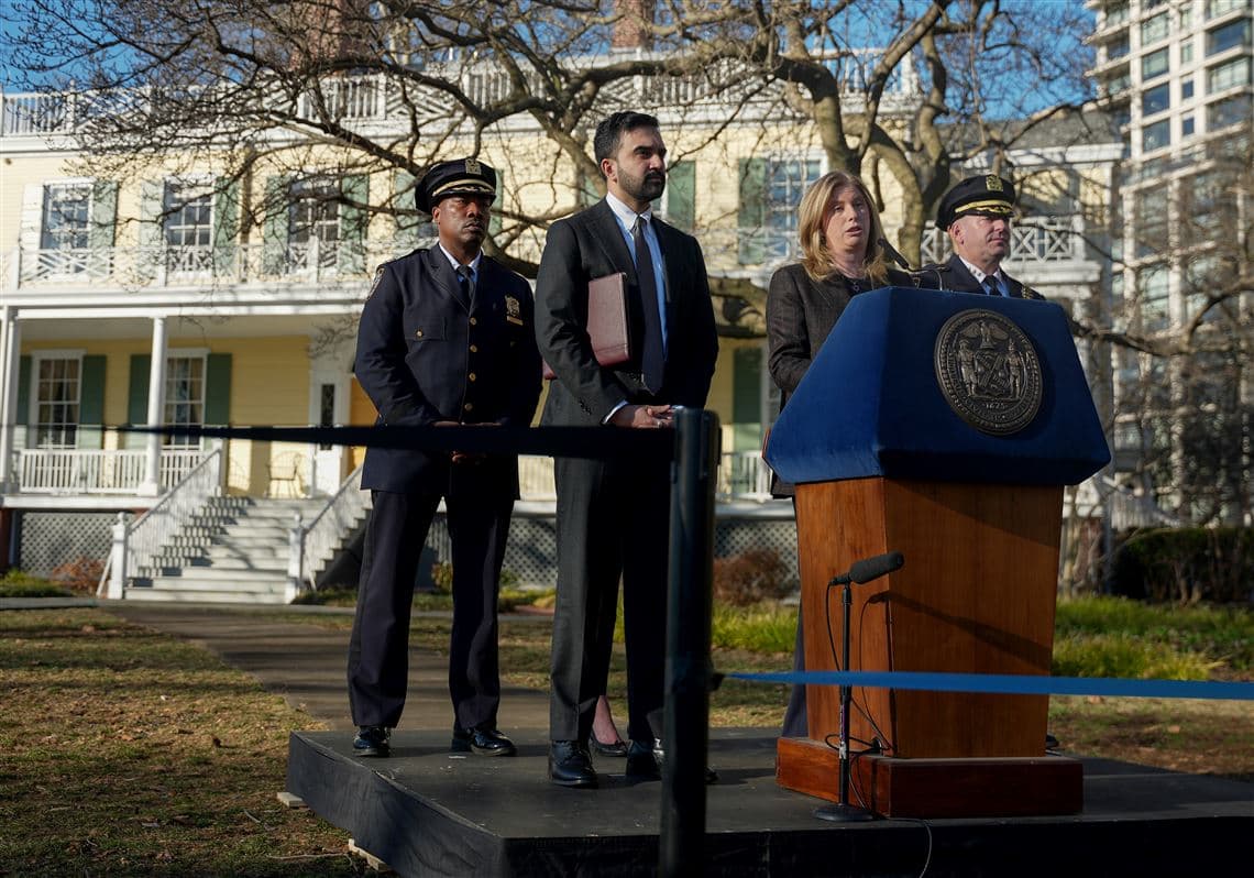 Men who brought explosives to NYC protest said they were inspired by ISIS, authorities say