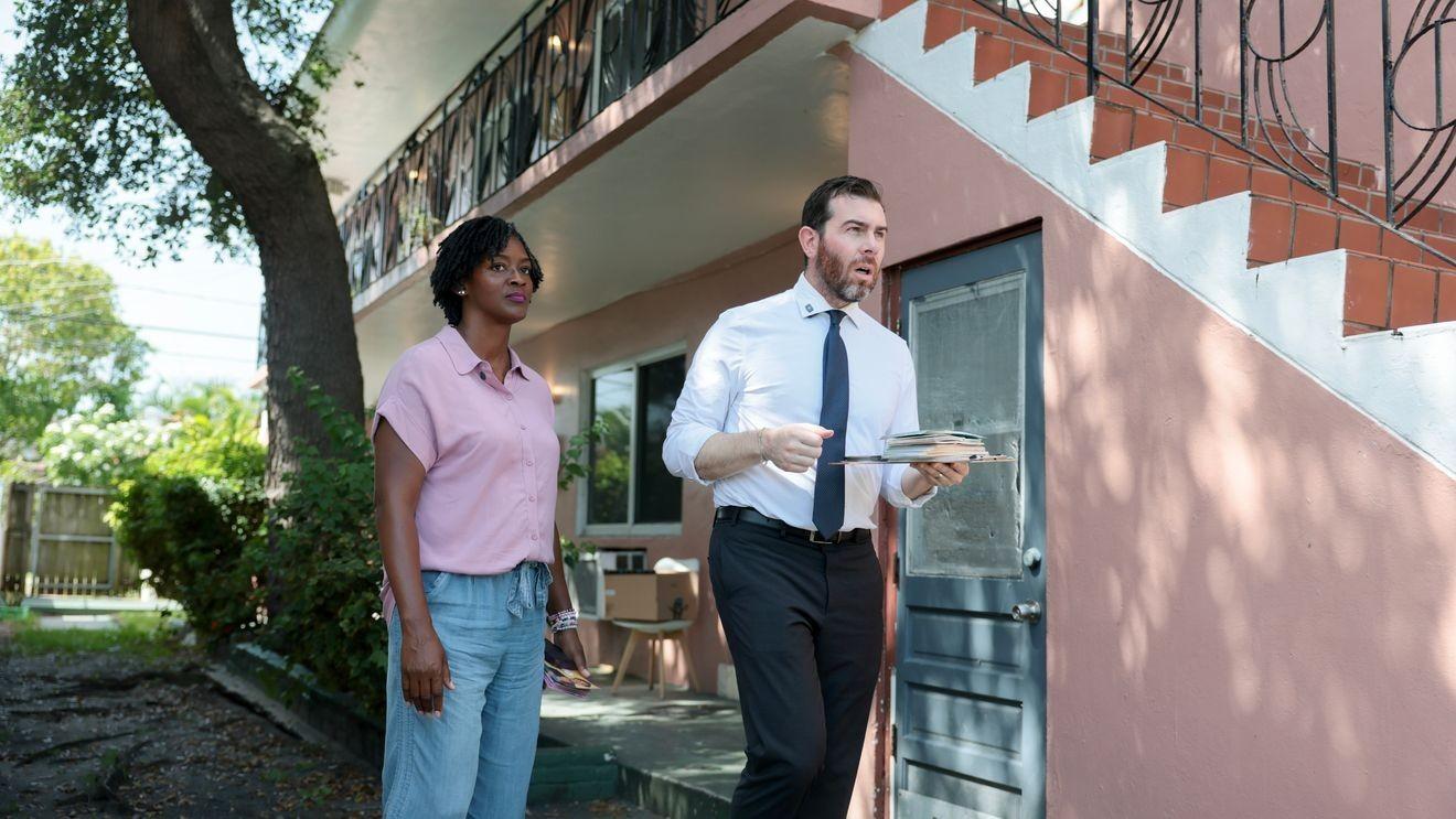 Angie Nixon Defeats Alex Vindman in Florida Democratic Senate Primary, Sets Up Ashley Moody Match