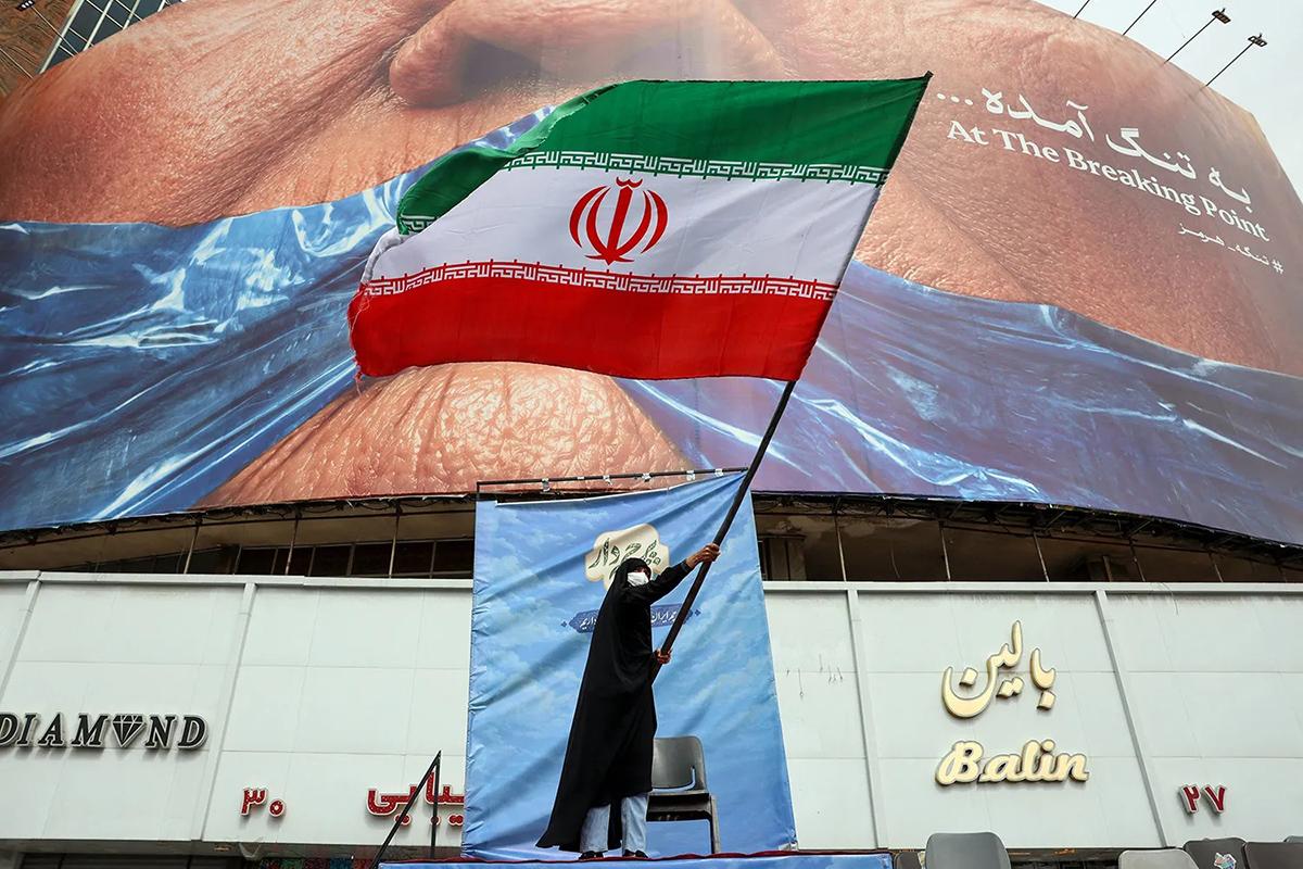 Iran Warns It Will Attack Northern Israel If Bombings Resume In Southern Beirut