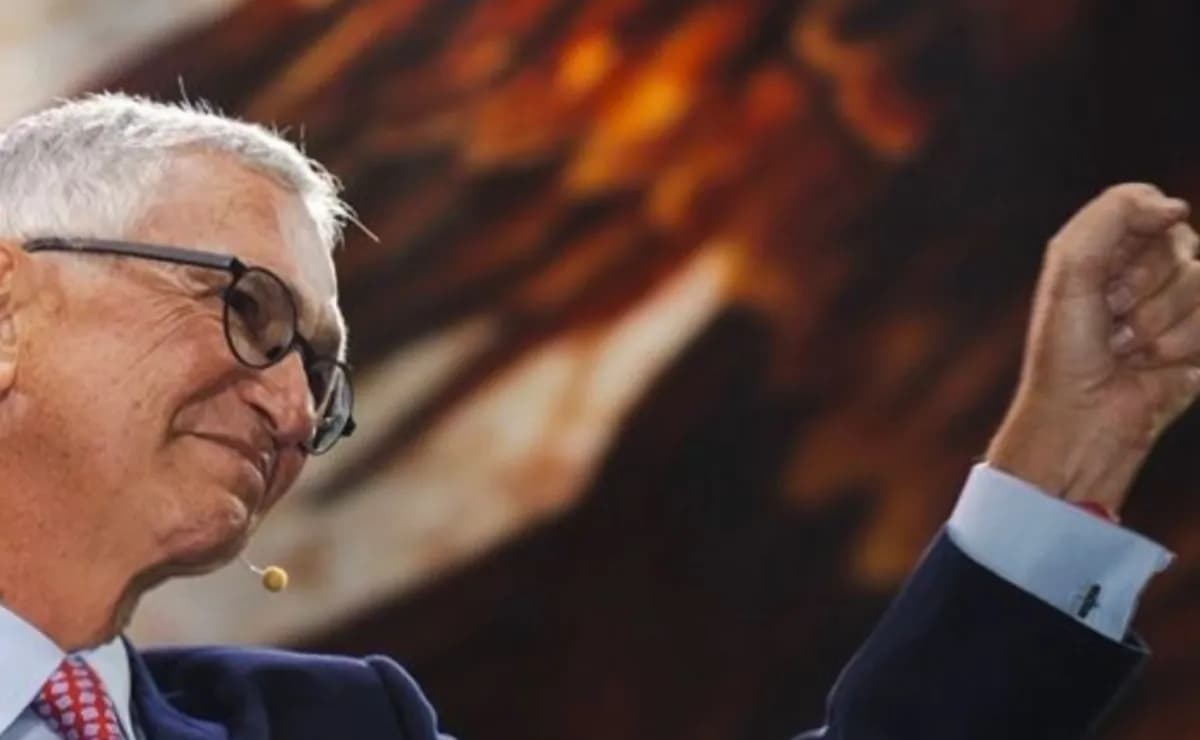 Salinas Pliego issues a warning to the 4T after Maduro's fall: "Abusing democracy has consequences"