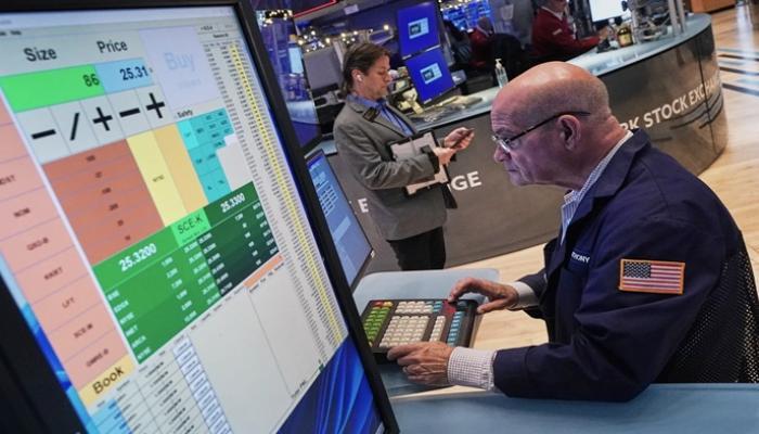 US-Iran Ceasefire Sends Asian Stocks Soaring; Brent Oil Plunges 7%